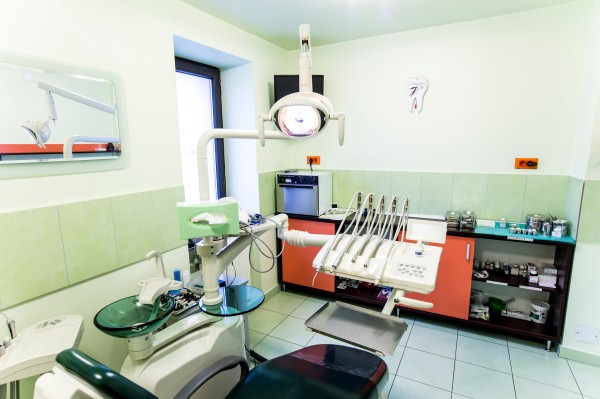 dental-clinic-iasi-cabinet1 (4)